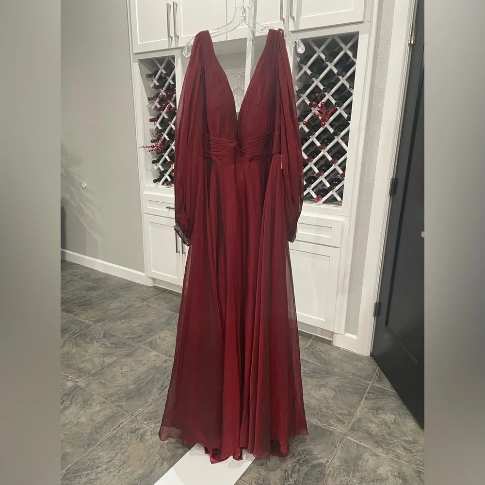 Mac Duggal Burgundy Red Maxi Evening Gown - Picture 8 of 10